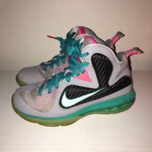 Nike LeBron 9 South Beach
